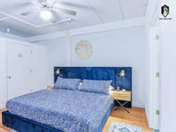 Celebrating Elvis" Loft - Steps from Main St/Museums (Loft 201)