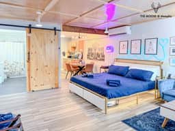 Elvis Presley Suite w/ King Bed & Free WIFI (Suite#4)