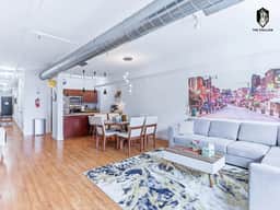 Luxury Spacious 2BD in the heart of the Downtown (Loft 202)