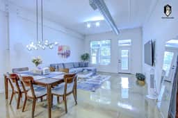 Signature Loft with Private Patio (Loft 101)