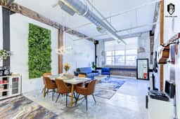 Walkable Downtown Location - Luxe Loft w/ free gated parking (Loft# 106)