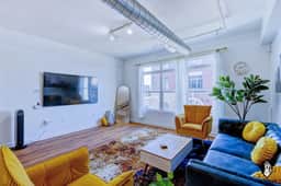 Walkable Downtown Location - Luxe Loft w/ free gated parking (Loft#208)
