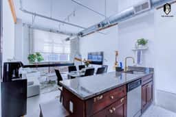 Walkable Downtown Location- Luxe Loft w/ free gated parking (Loft #108)