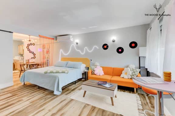 Themed Loft with King Bed, Free Parking & Wi-Fi (Suite 10)
