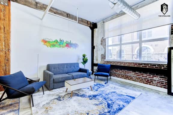 Walkable Downtown Location - Luxe Loft w/ free gated parking (Loft# 106)