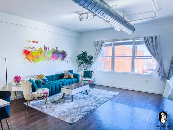 Luxury Spacious 2BD in the heart of the Downtown (Loft#302)